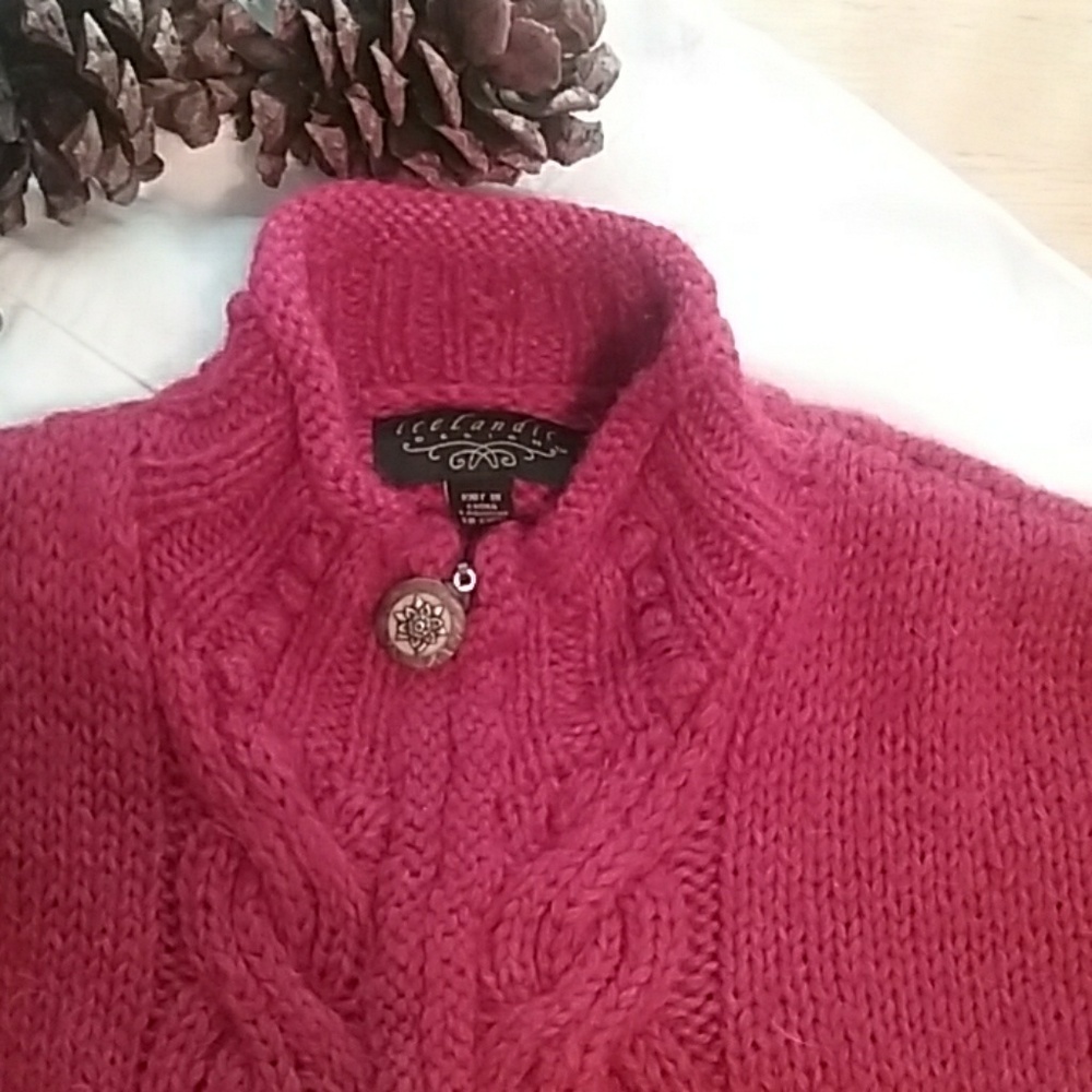 NWOT Cherry Red Icelandic Wool Blend Sweater